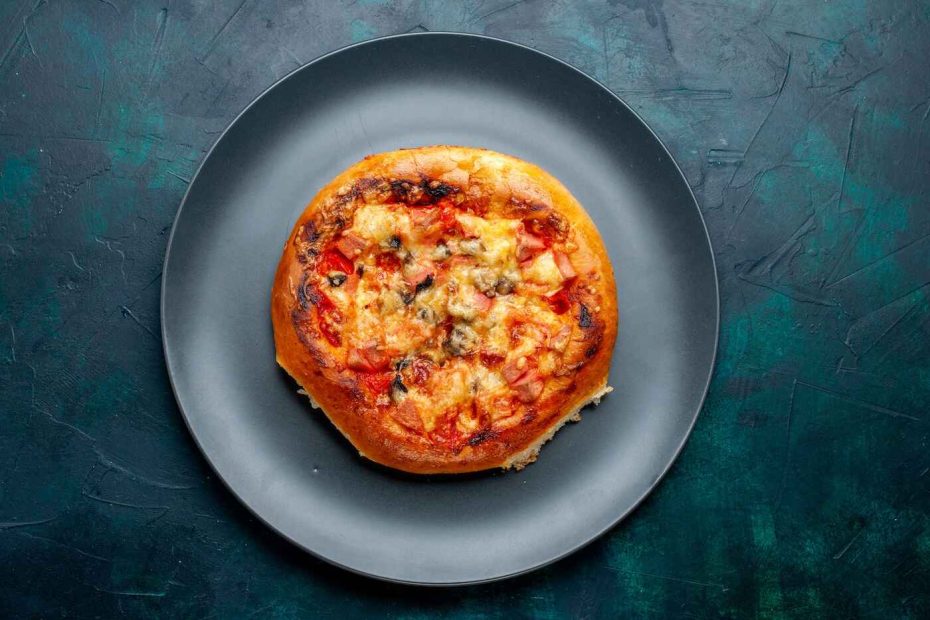 Bagel Pizza at Fast Bagel