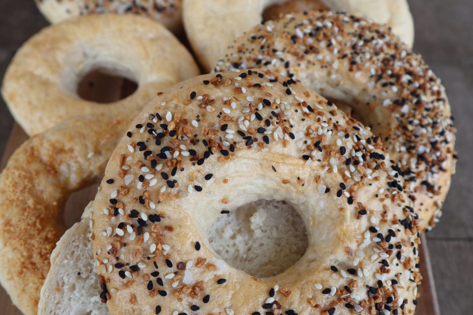 Stacked bagels