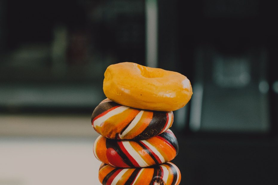 Stacked bagels